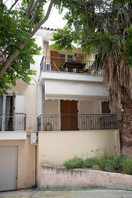 Aegina Town Apartment , With Private Parking Kültér fotó