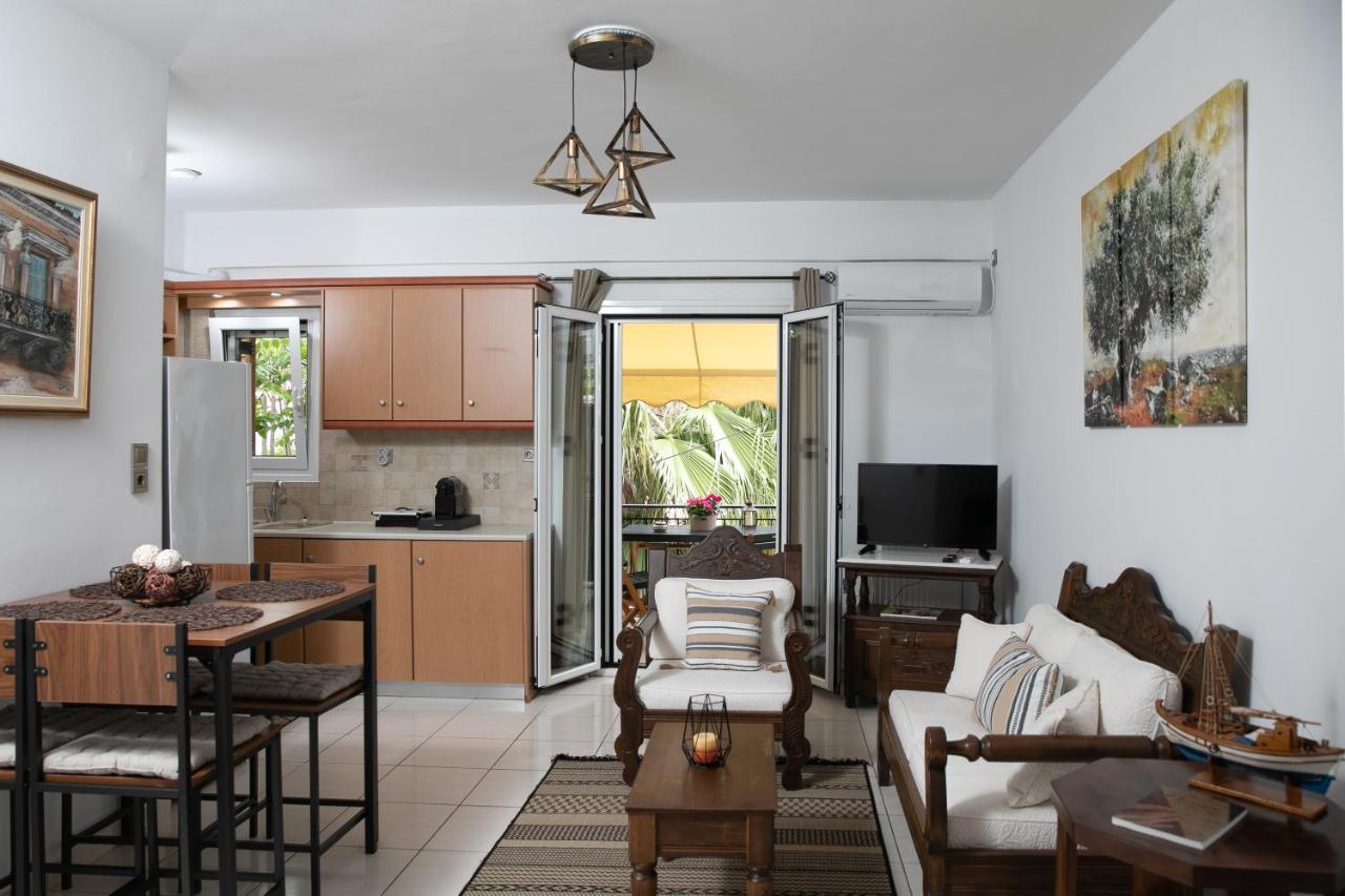 Aegina Town Apartment , With Private Parking Kültér fotó